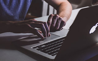 开云体育_ 德甲下半程的竞争态势：各队的策略与目标，德甲最佳开局