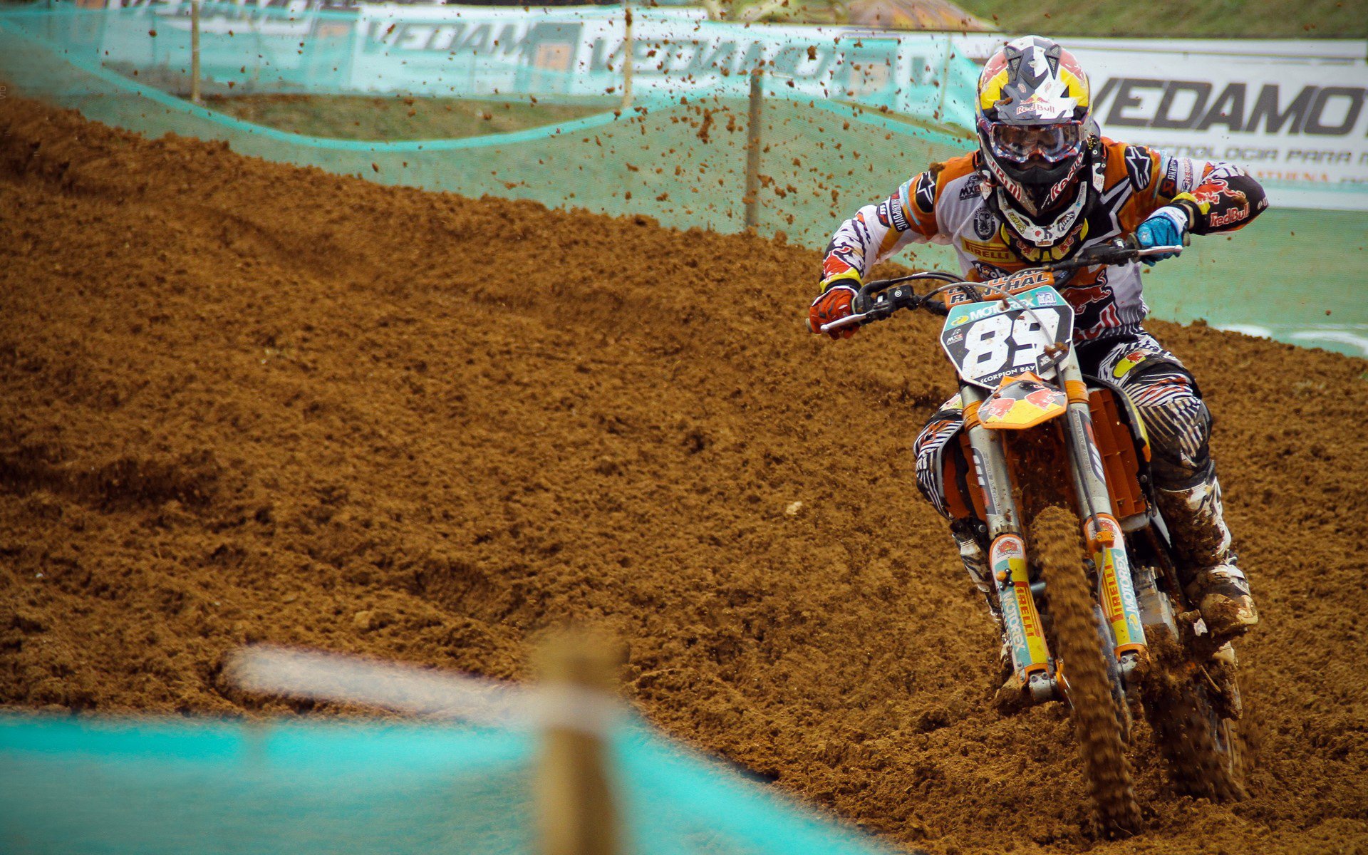 伯恩茅斯边路突破,樱桃军团期待留在英冠,伯恩茅斯对阵