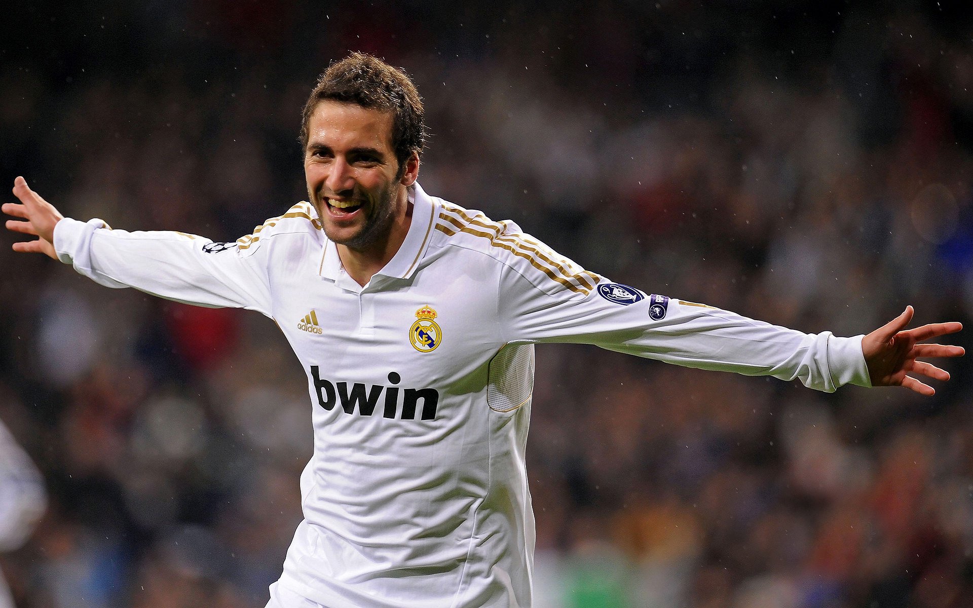 多特蒙德主场氛围火热激发全队斗志，多特蒙德主场照片